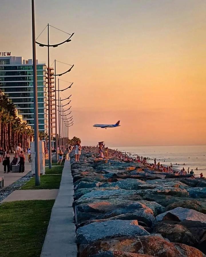Panoramic Sea And City View Aparthotel In Orbi City Batoumi Extérieur photo