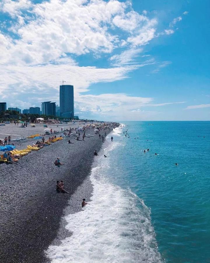 Panoramic Sea And City View Aparthotel In Orbi City Batoumi Extérieur photo
