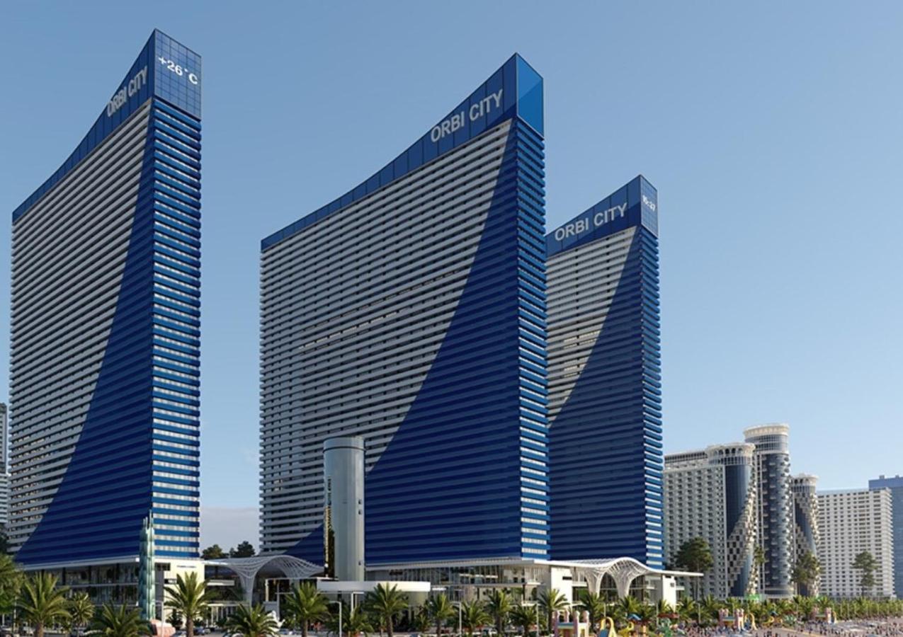 Panoramic Sea And City View Aparthotel In Orbi City Batoumi Extérieur photo
